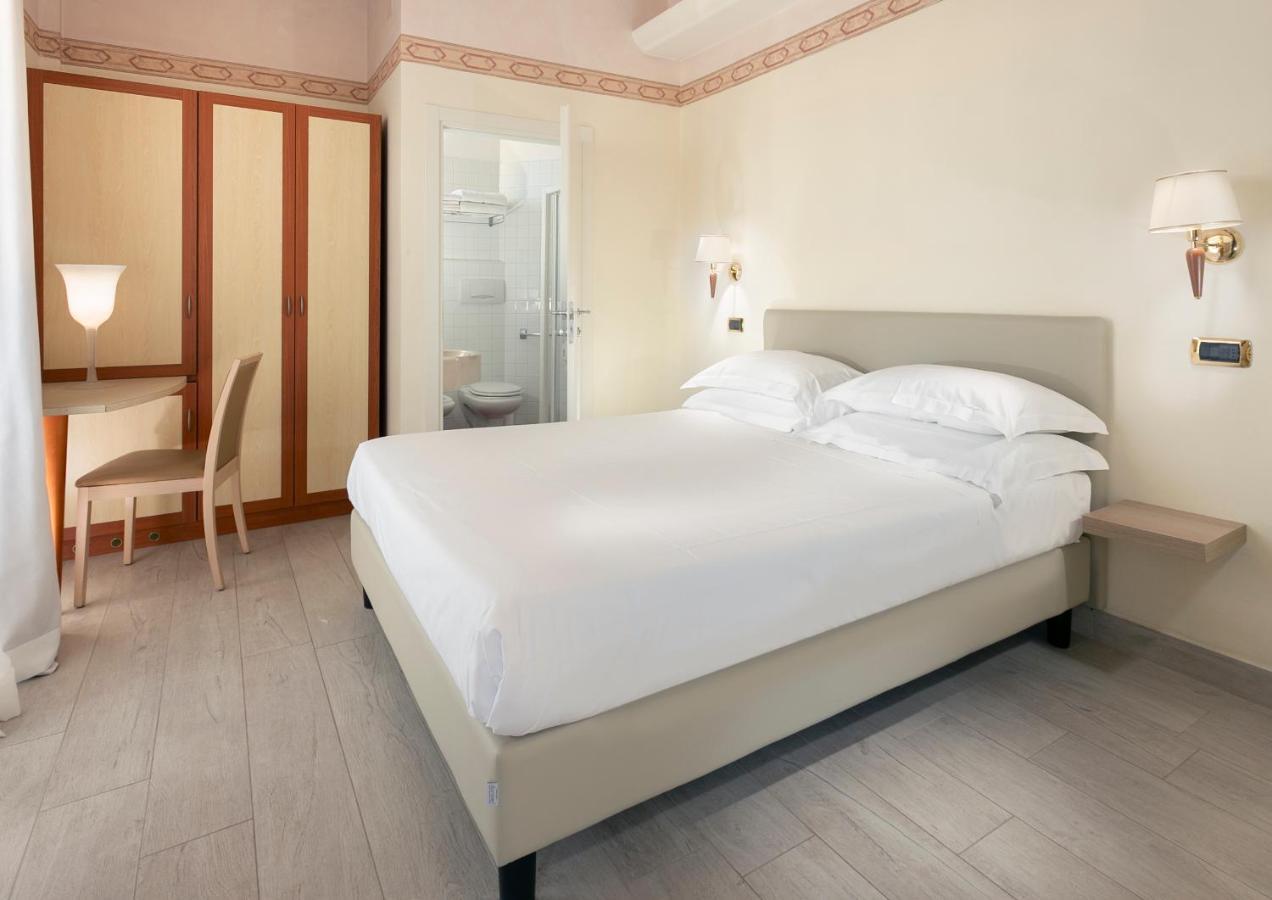 Hotel Bikini Rimini Eksteriør billede