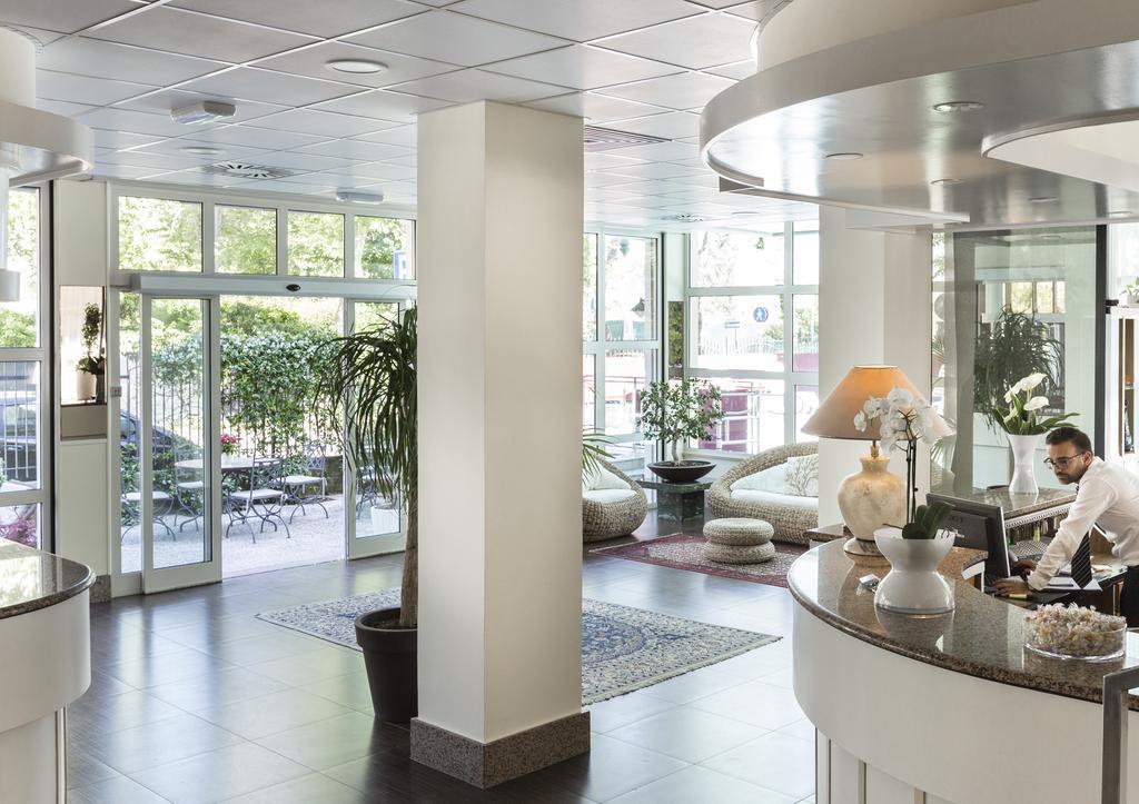 Hotel Bikini Rimini Eksteriør billede